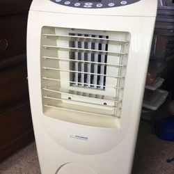 Hyundai Portable Air Conditioner