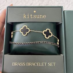 Clover Brass Bracelet Set