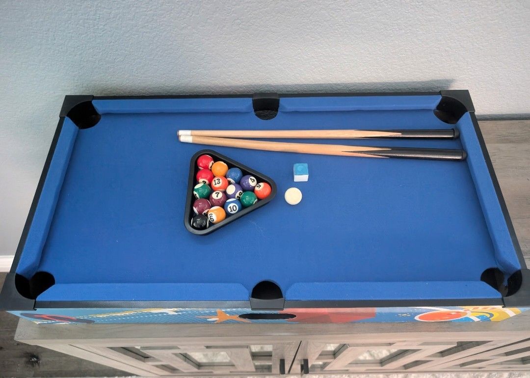New Open Box Tabletop Pool Table Game Set