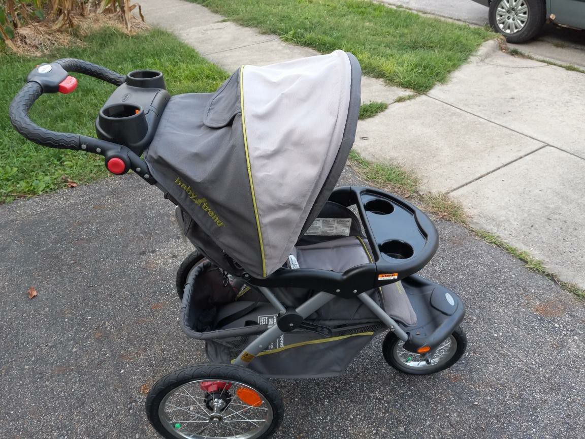 Baby Trend Expedition Stroller. 