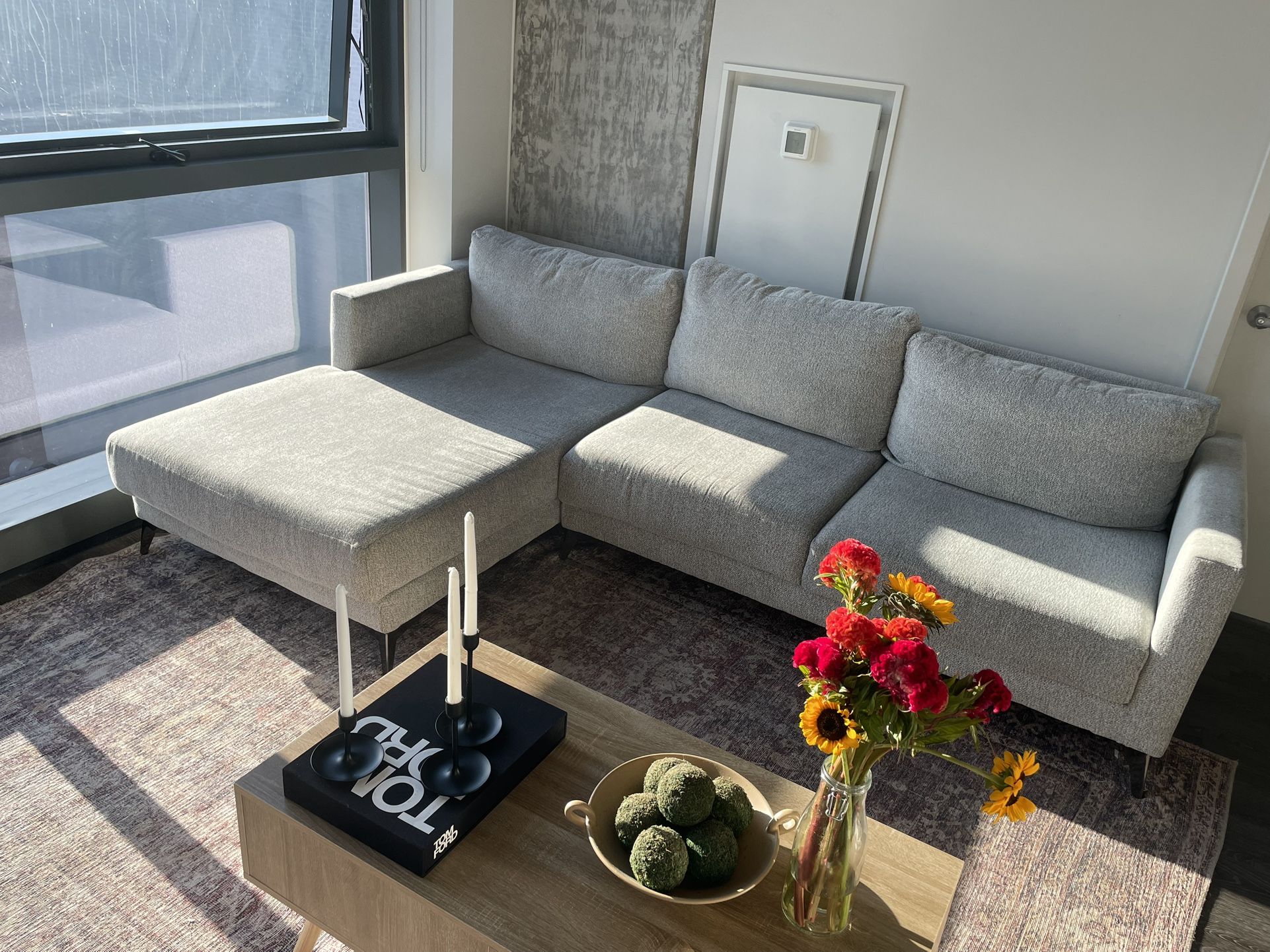 Grey Sectional CouchMoving sale for Sale in Chicago, IL OfferUp