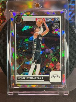 2023 NBA Hoops Premium Stock Cracked Ice Prizm Victor Wembanyama Rookie Spurs