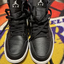 Air Jordan 1s  Black 