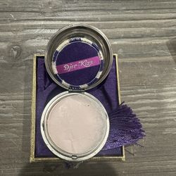 1925 POUDRE DJER KISS KERKOFF POWDER COMPACT TASSEL & PUFF Vintage