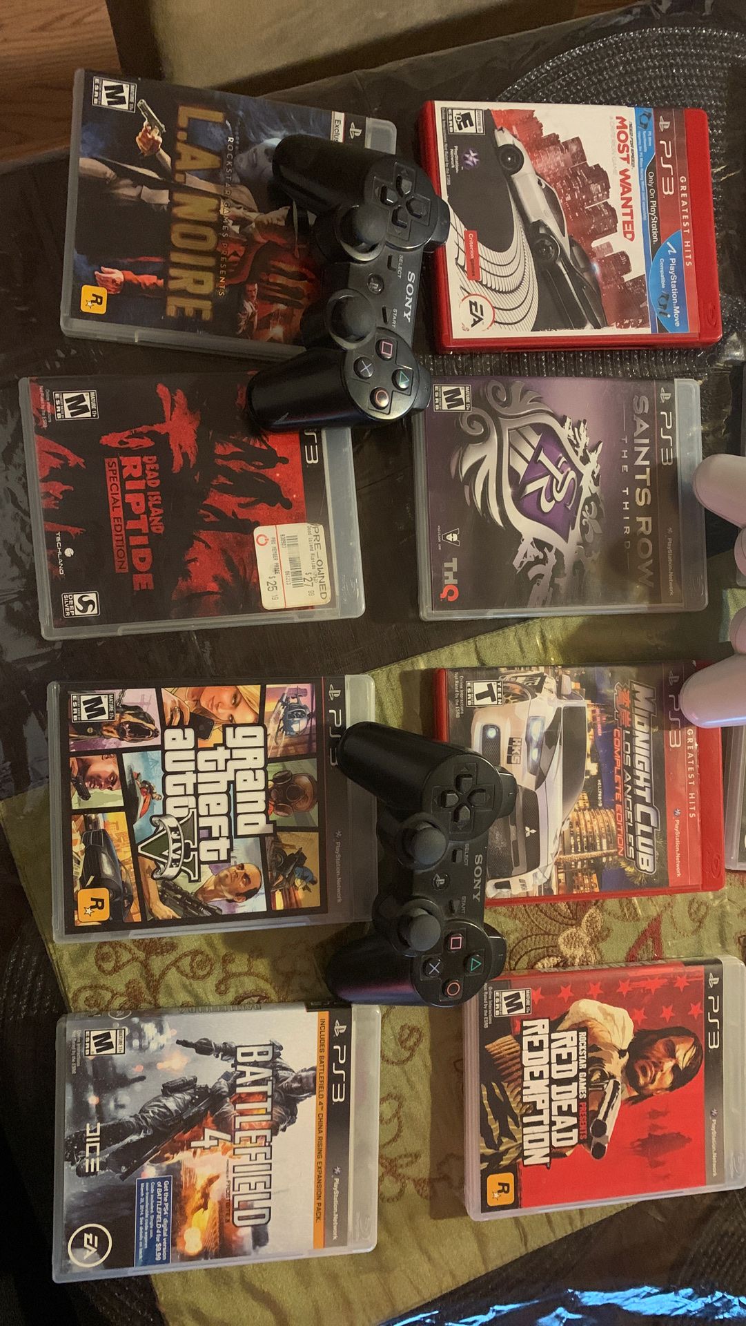 PS3 Game Bundle with 5 controllers