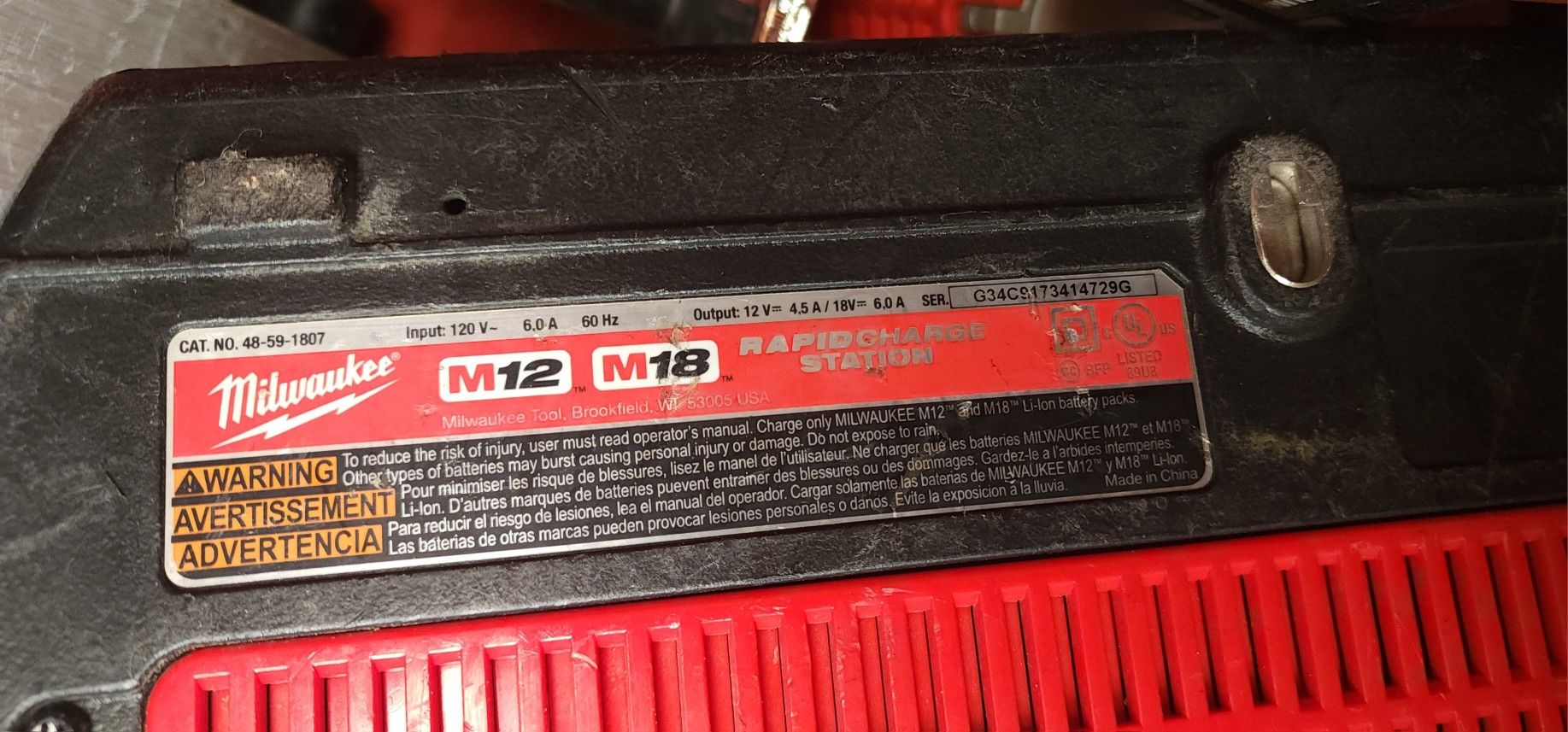 Milwaukee M12 / M18 rapid charger ( charger only )