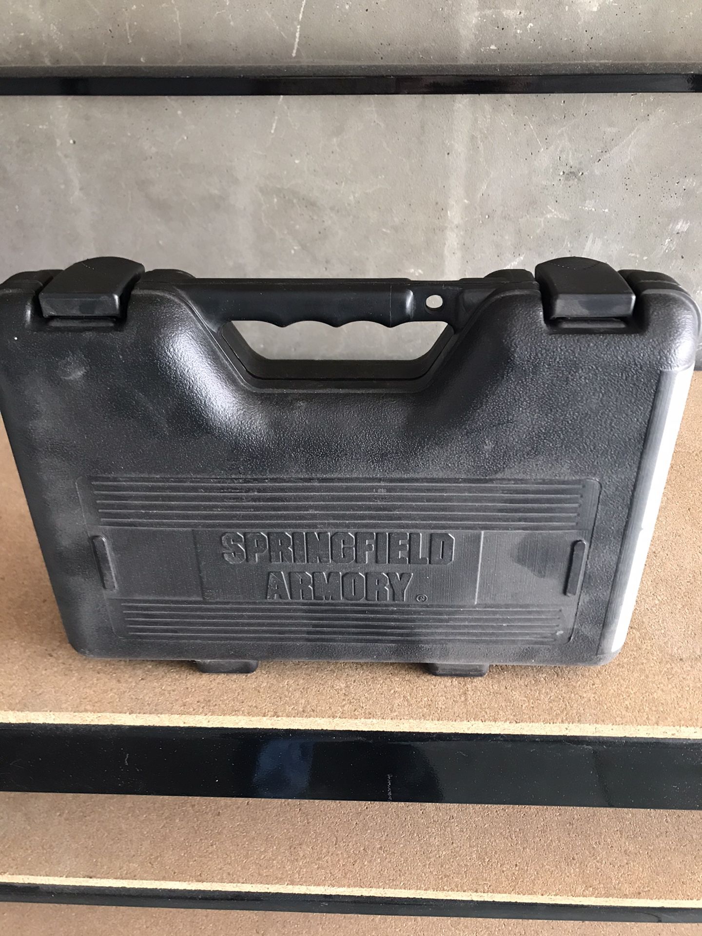 Springfield armory case with duel clip holder