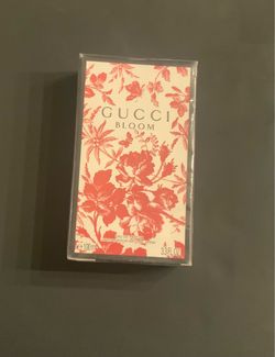 Gucci Bloom  Perfume