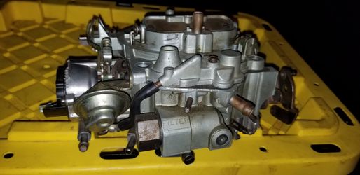 G.m. quadrajet carburetor