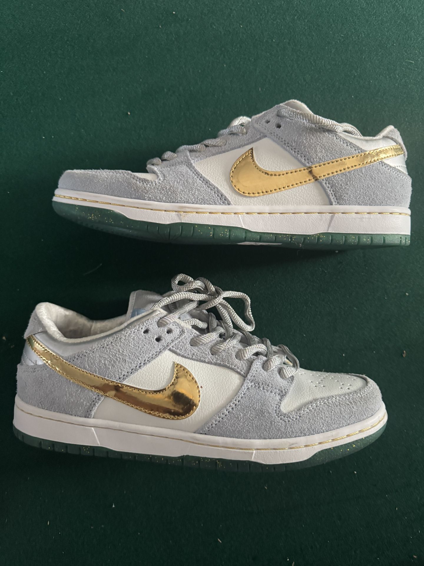 Nike SB Dunk Low 8.5 Gray Suede White Gold Swoosh Green Sole Men’s Skate Shoes