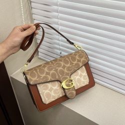 Crossbody bag