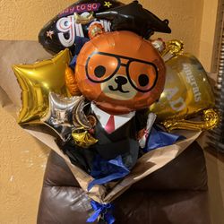 Grad Balloon Bouquet With Plush Keychain 