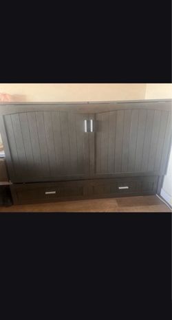 Murphy queen bed