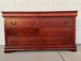 Hard Wood Dresser Great Work In good condition Dimensions:64”(W)x19”(D)x36”(H)