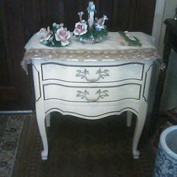French Provincial Dresser Table
