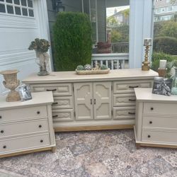 Refurbished Dresser & 2 large Nightstands 