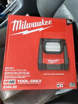Milwaukee M18 Gen-2 18 Volt Lithium 4000 Lumens 