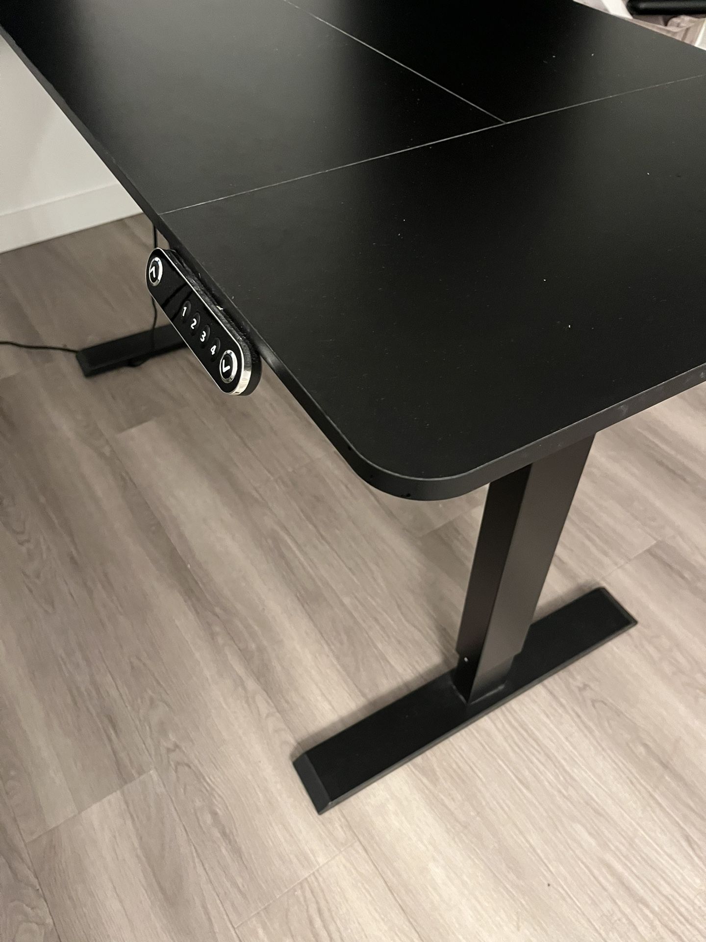 Electric Standing Desk