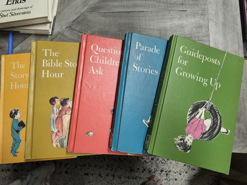 Vintage Child Horizons - Set Of 5 Books