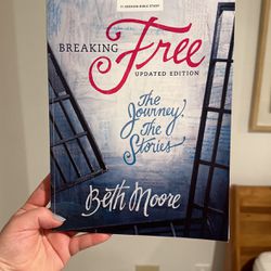 Breaking Free - Beth Moore 