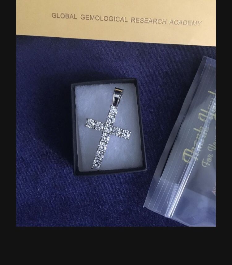 Diamond Cross Pendant Jewelry & Accessories