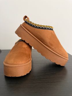 MUDD PLANTFORM Girls Slippers Size 3Y