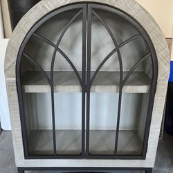 Arched bookshelf/hutch