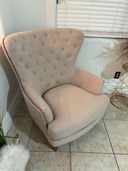 Accent chair