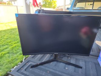 Samsung Curved Monitor