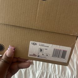 Ugg Slides