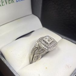 1.5ct  Diamond Wedding Ring With  Band