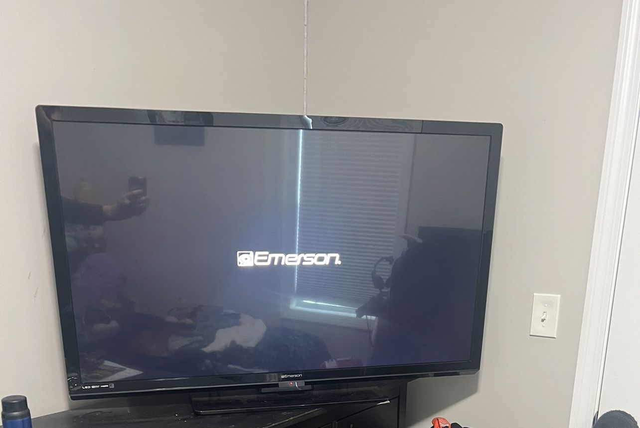Emerson Tv 50 Inch