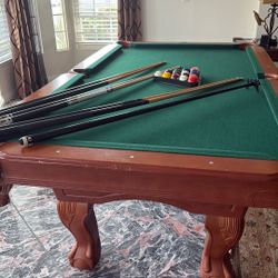 Billiard Pool Table 