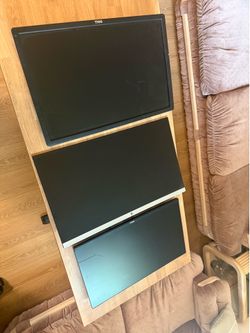3 monitors