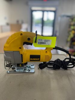 DEWALT DW317 CORDED ORBITAL JIGSAW USED