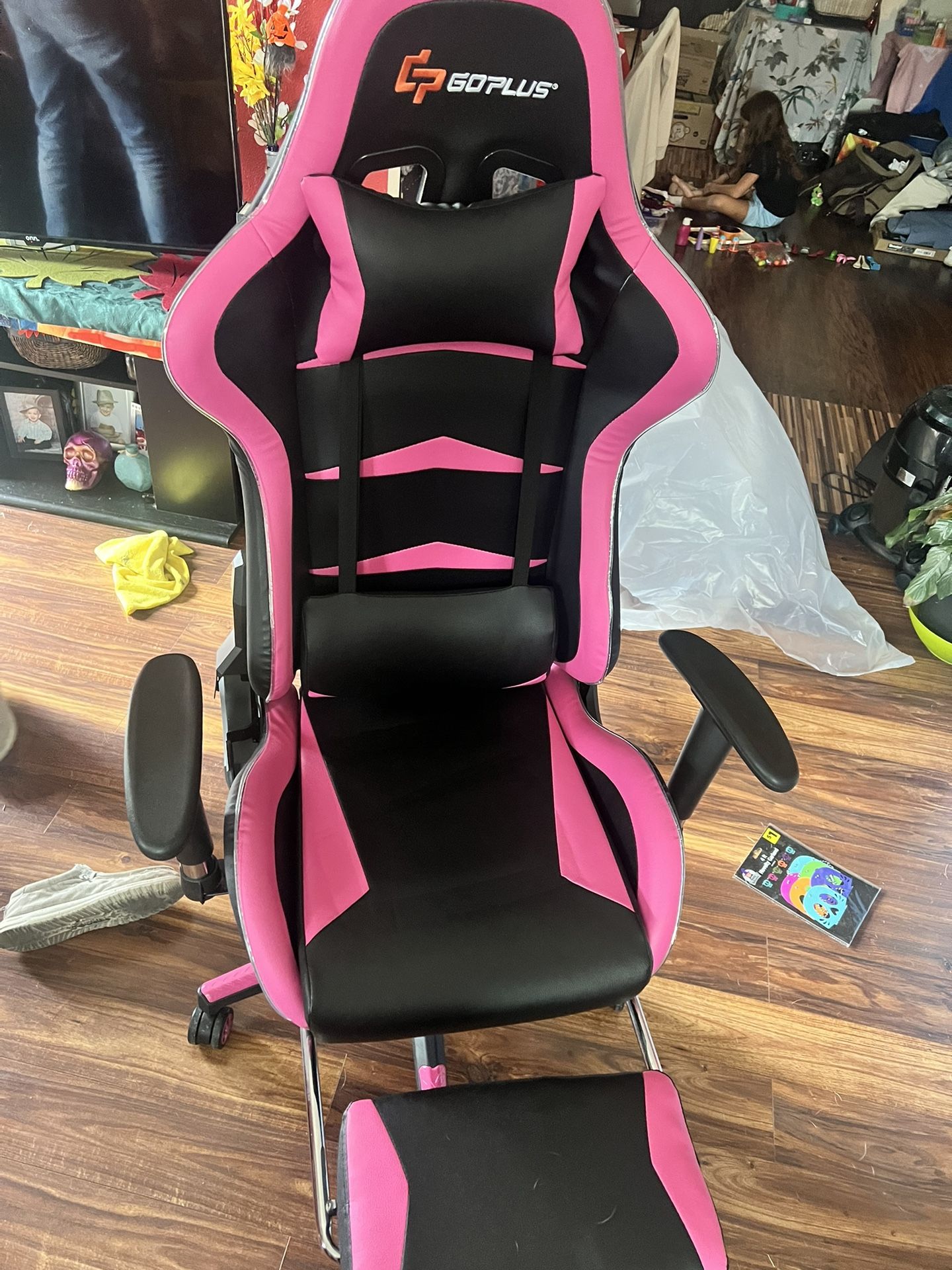 GAMING CHAIR