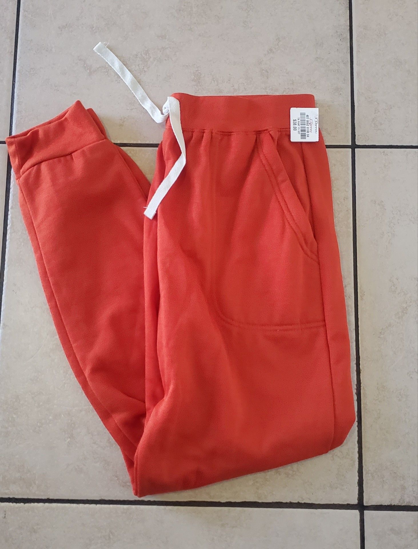 New Boys Joggers. Size M 10/12