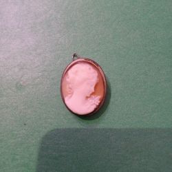 Sterling Silver Cameo Brooch/Pendant 