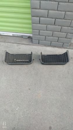 Pontiac Plastic Grill 