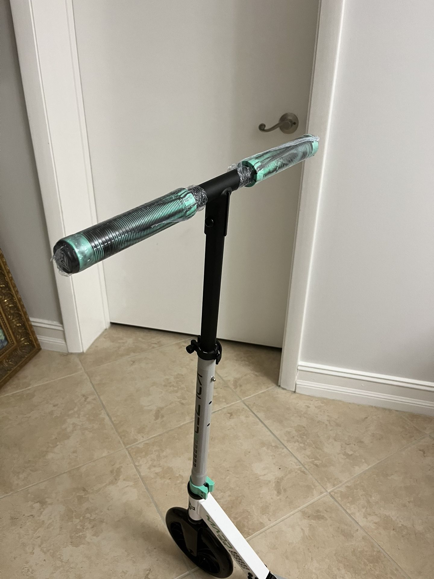 Brand New Large Folding Kick Scooter For Kids And Adults!!!