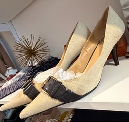 Neutral Canvas Pointed Pumps with Dark Brown Leather Accents