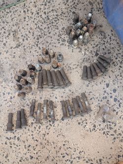 Lug Nuts Studs Brand New
