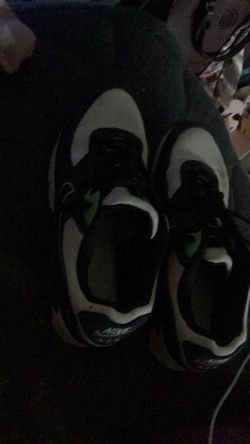 Nike Air Sneakers Black White Green