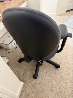 Desk chair