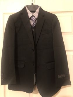 Boys Formal 5 Piece Suit with Shirt , Vest and tie