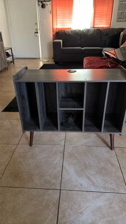 Vinyl Record Storage / Media Stand