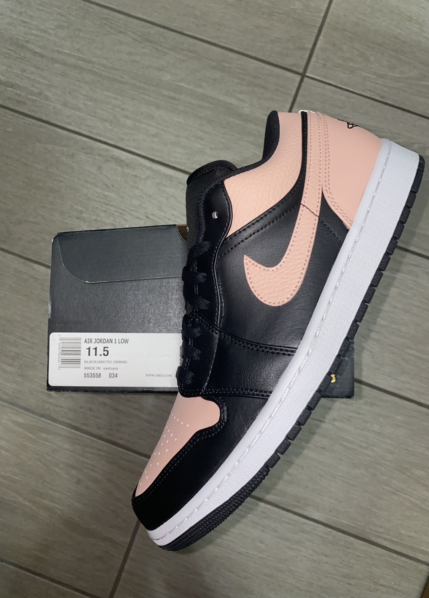 Air Jordan Low Crimson Tint Size