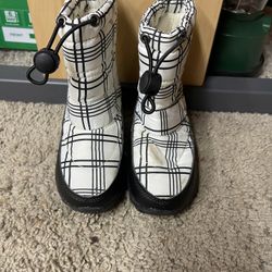 Toddler Snow Boots Size 8