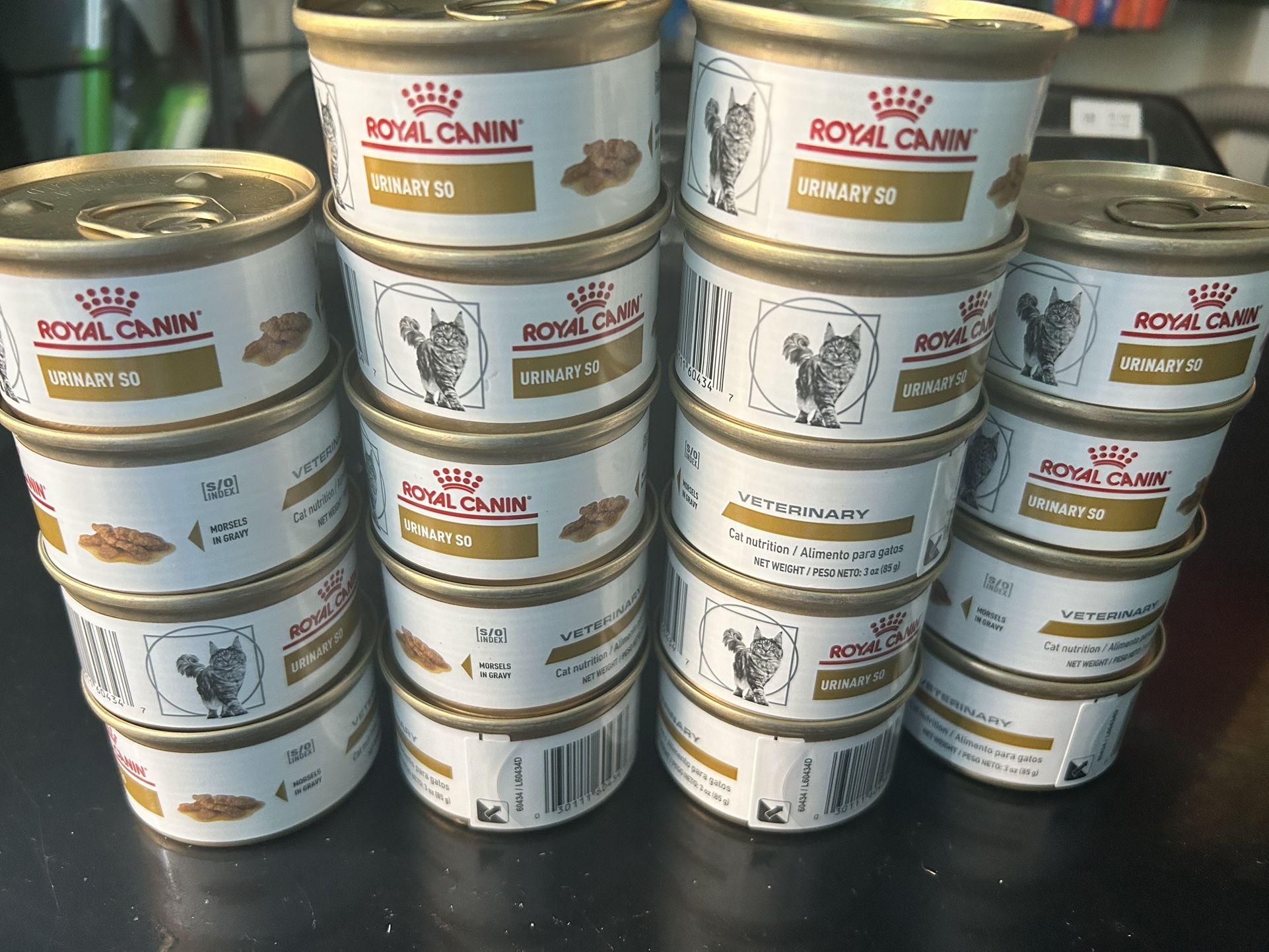 ROYAL CANIN CAT FOOD