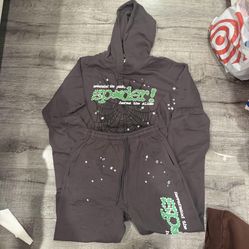 sp5der tracksuit